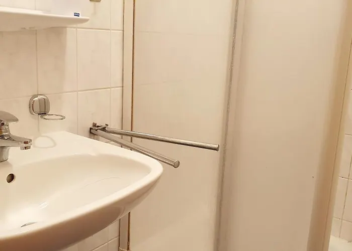 Appartement Restaurant Athen & *