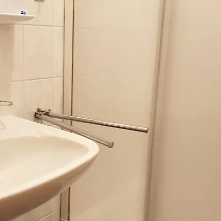 Apartament Restaurant Athen & *